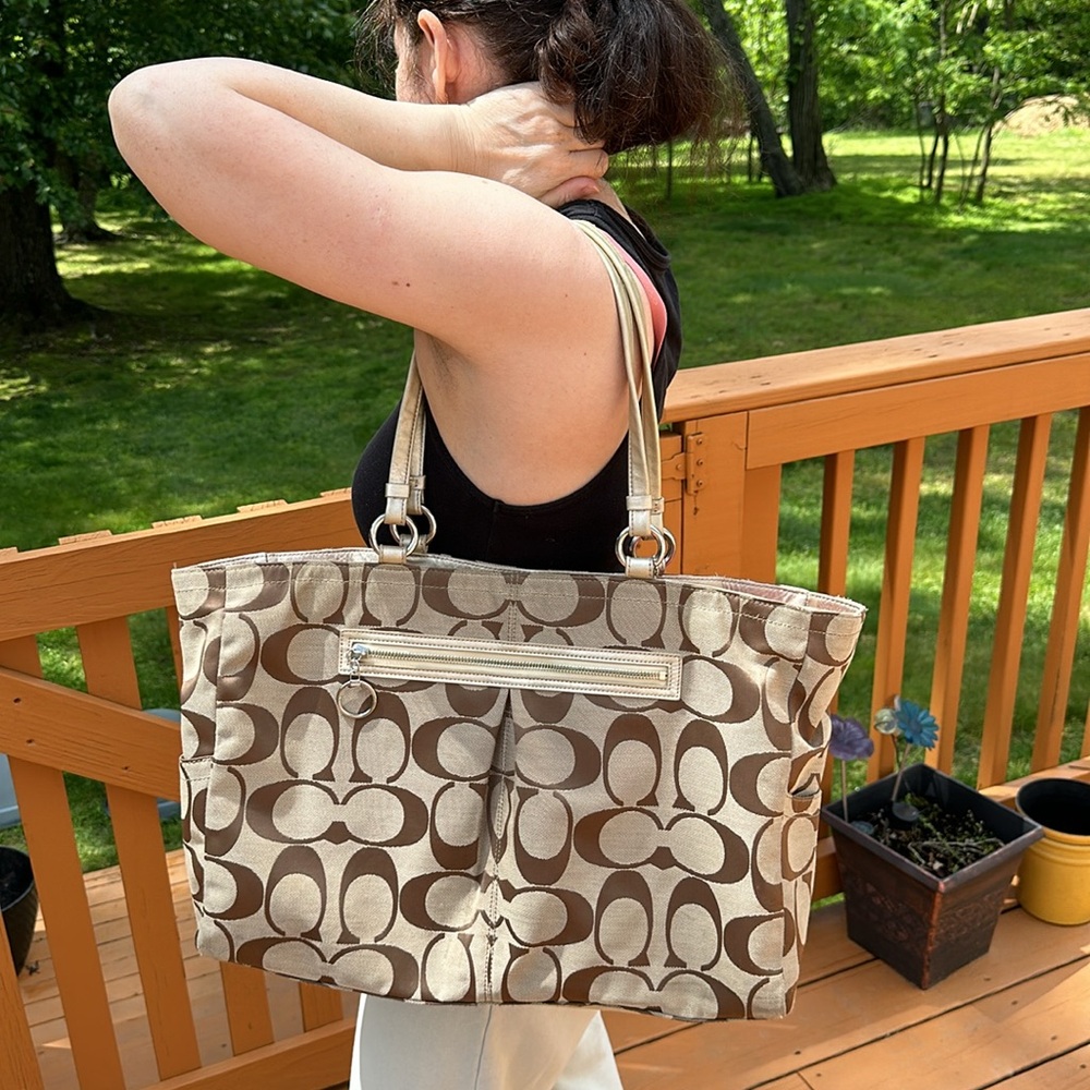 COACH Gabby Signature Large Carryall Tote Bag with Leather Trim - Picture 2 of 15
